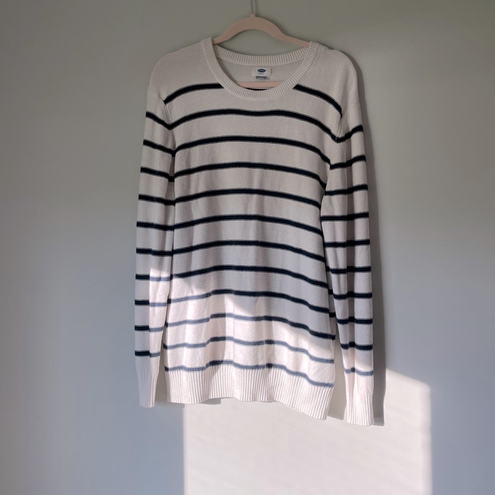 Old Navy striped white and blue sweater